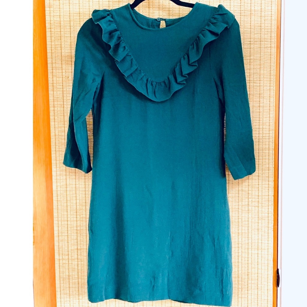 H&M Green Dress with V-shaped Ruffle